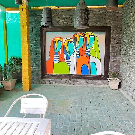 Aakritii Hotels Gurgaon Eksteriør bilde