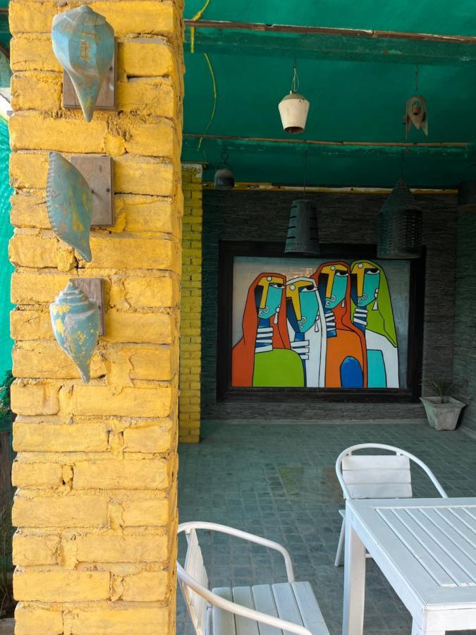 Aakritii Hotels Gurgaon Eksteriør bilde