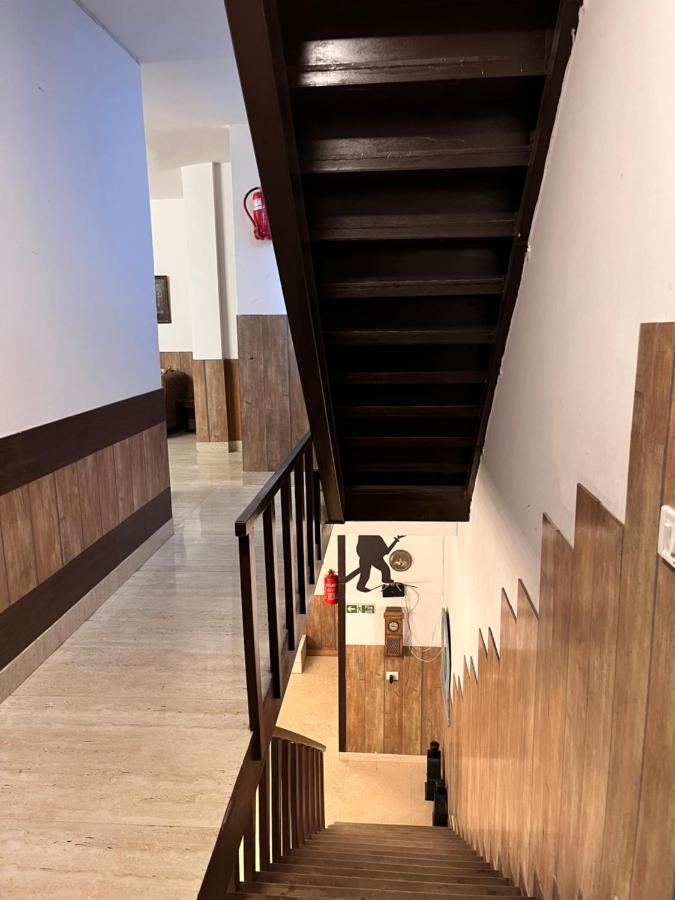Aakritii Hotels Gurgaon Eksteriør bilde