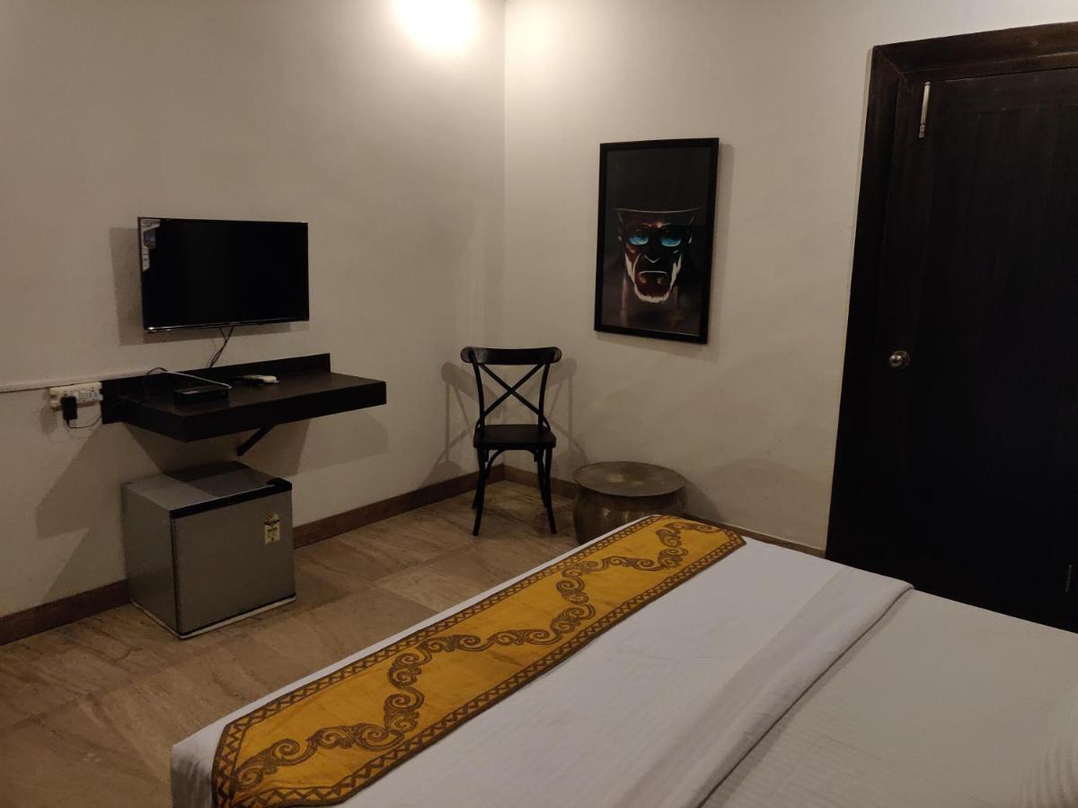 Aakritii Hotels Gurgaon Eksteriør bilde