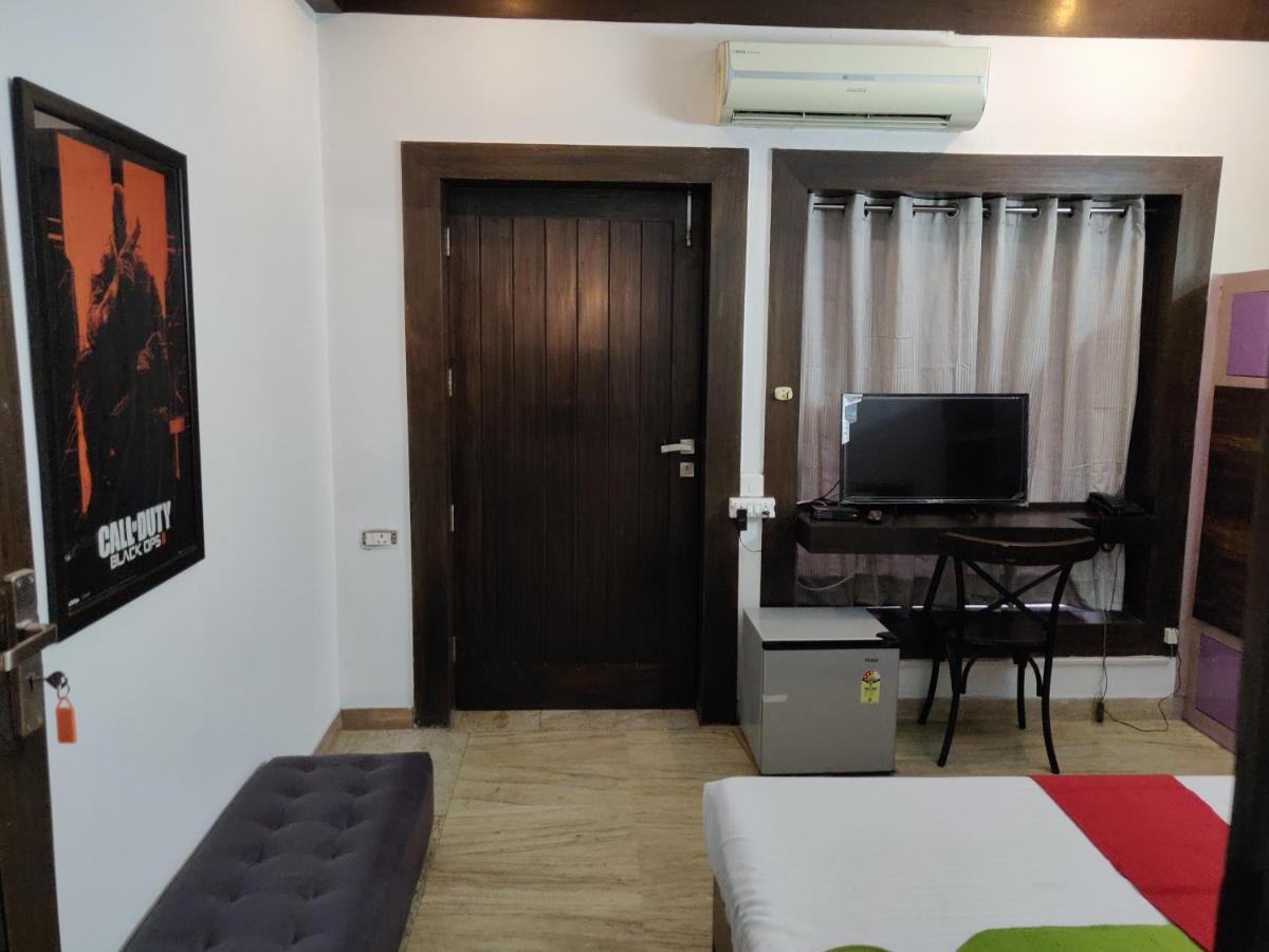 Aakritii Hotels Gurgaon Eksteriør bilde