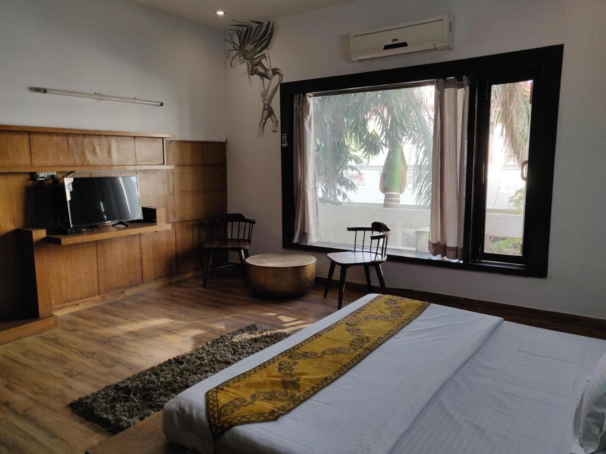 Aakritii Hotels Gurgaon Eksteriør bilde